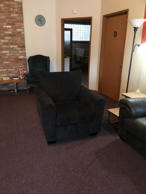 Riverside Retreat and Inn image 4